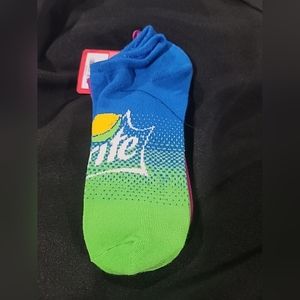2 Pk SPRITE AND FANTA GRAPE NO SHOW SOCKS COCA COLA BRAND. SHOE SIZE 4- 10 CK1